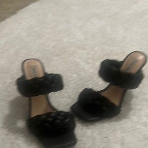 Steve Madden leather heels sandals size 8
